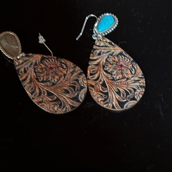 Turquoise Southwestern Earrings Boho Floral Drop Tooled Leather Dangle Boho NWT - Picture 8 of 8